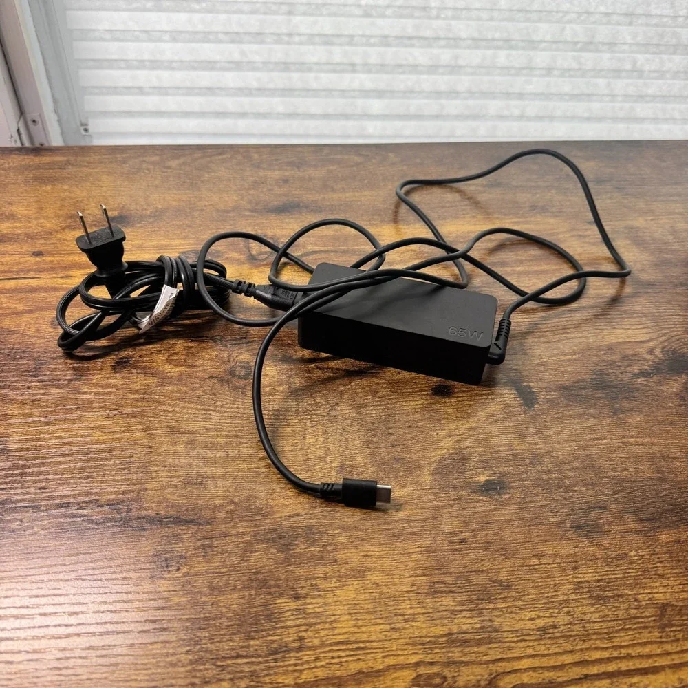 Lenevo ADLX65YCC2D 65W 20V3.25A USB Type-C AC Power Laptop Battery Charger OEM